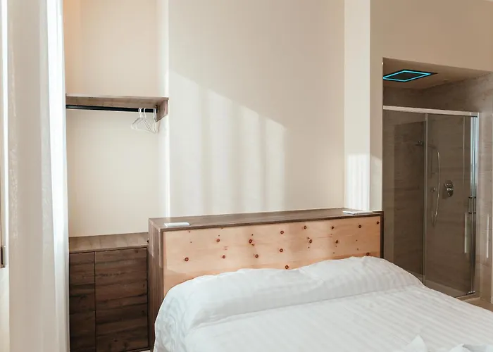 Wine & Wellness بيت ضيافة 4*