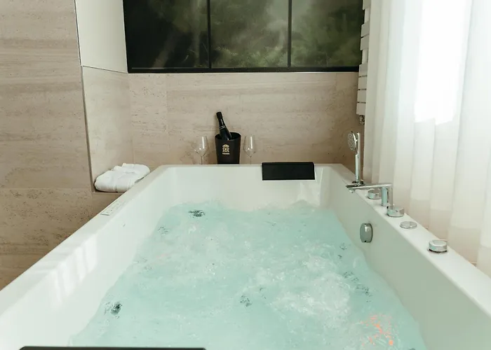 Wine & Wellness Affittacamere 4*